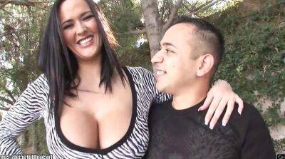 Latina horny slut Carmella Bing mind-blowing xxx video on lovepornstars.com
