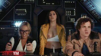 Star Wars Parody Sex Scene on lovepornstars.com